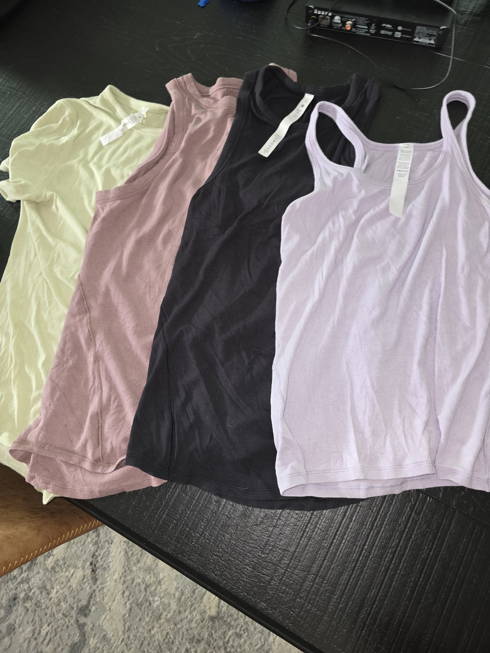 Women’s Lululemon Tank & Tee Set —